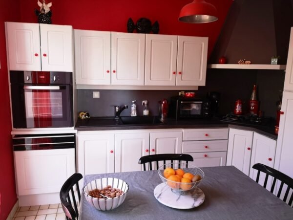 Cuisine en chêne rénovée