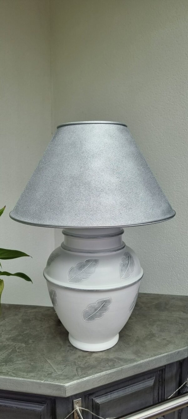 Pied de lampe et abat-jour relooké