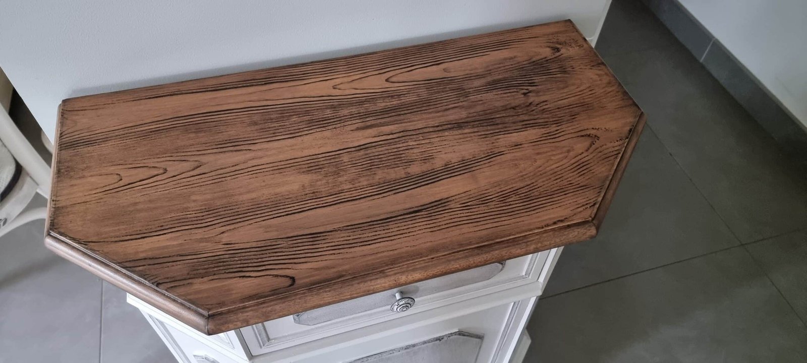 Meuble d’entrée ou d’appoint en bois léger personnalisé – Image 3