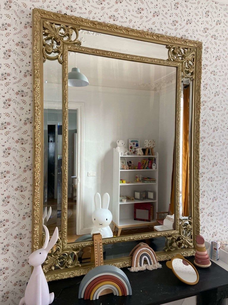 Miroir Louis XIV du 19è siècle à parcloses en bois doré