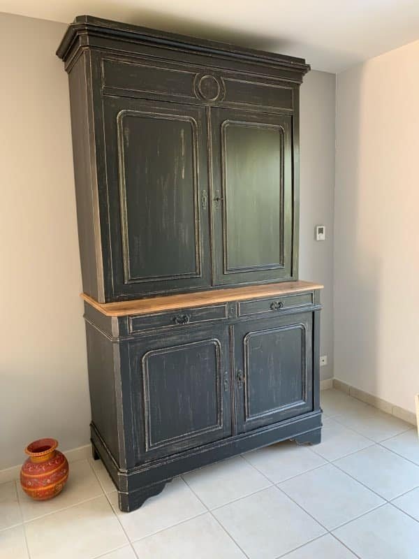 Ancien buffet 2 corps du 19ème “effet shabby noir”