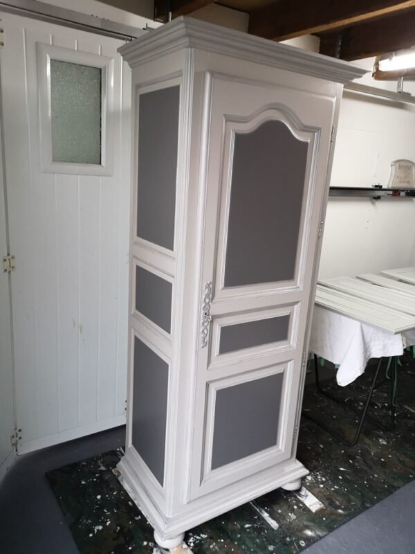 Bonnetière en chêne relookée bicolore