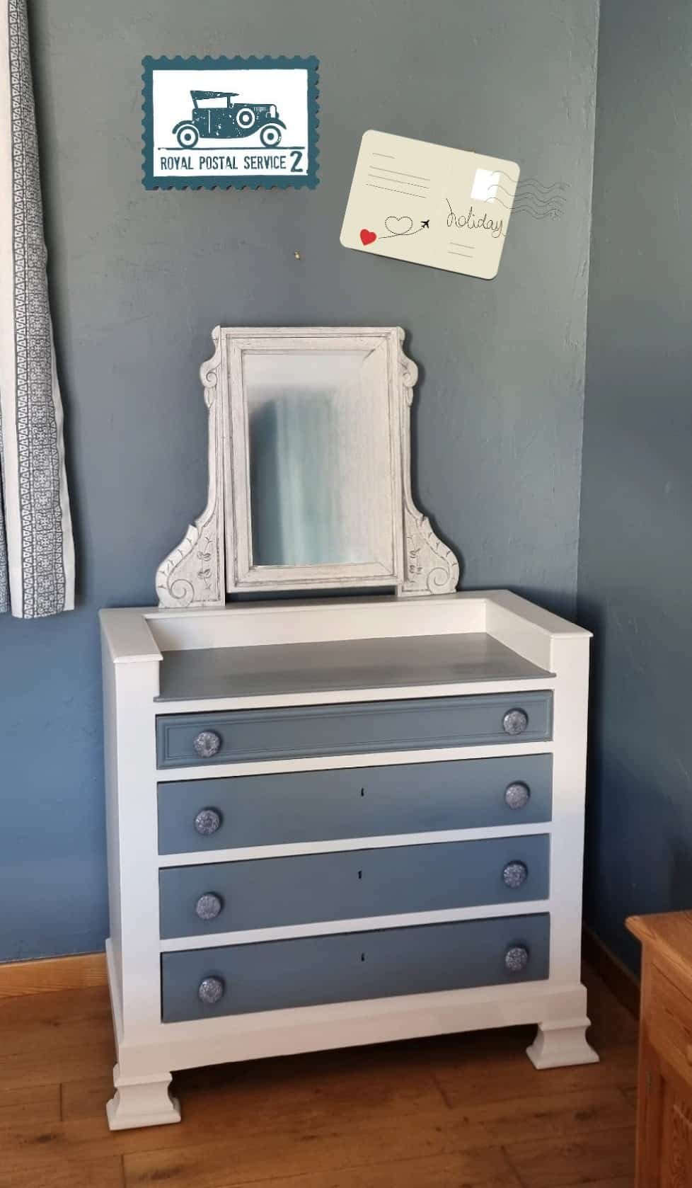 Commode coiffeuse style anglais relookée