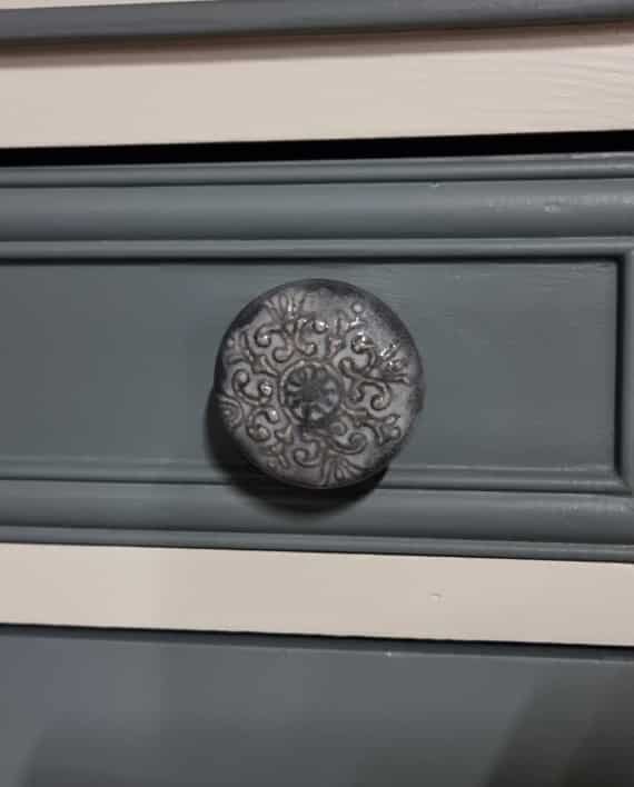 Commode coiffeuse style anglais relookée – Image 2