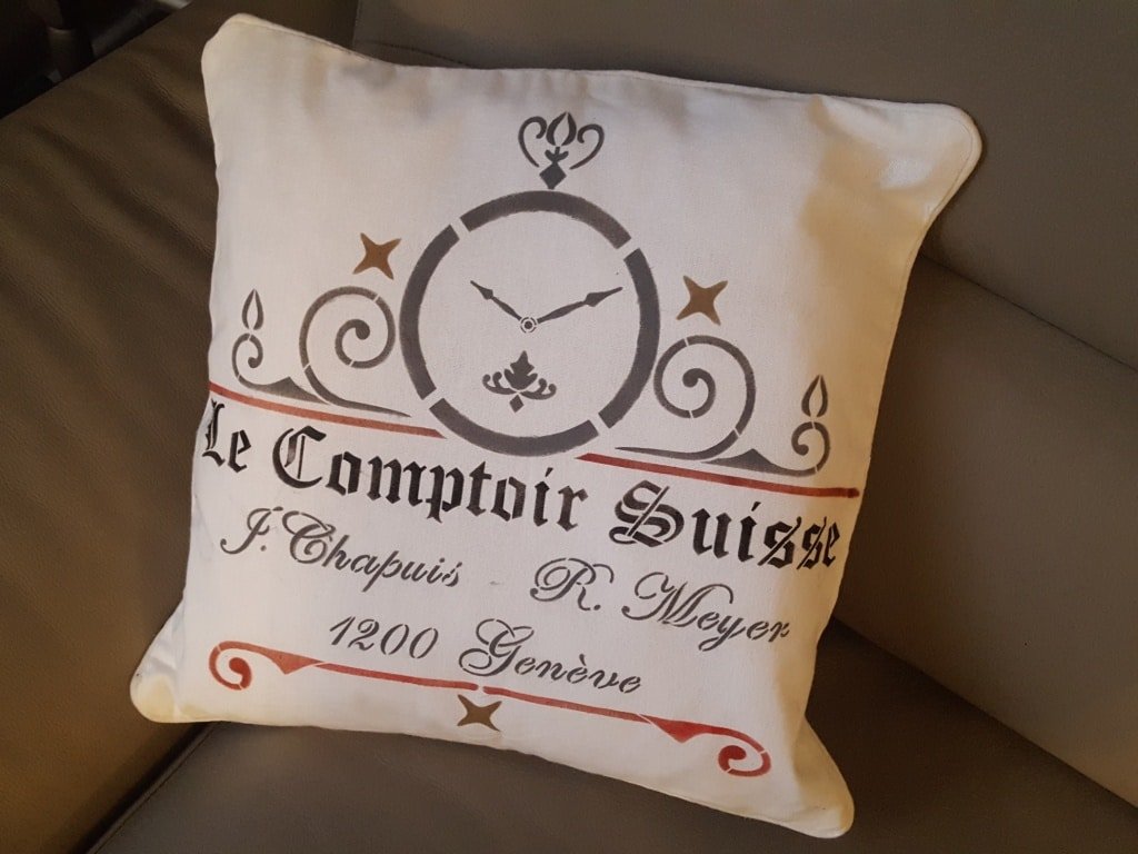 Coussins et Taies d’oreillers peints – Image 4