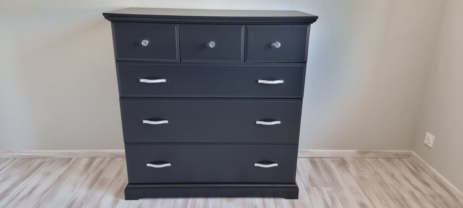 Commode en stratifié relooké chic – Image 5