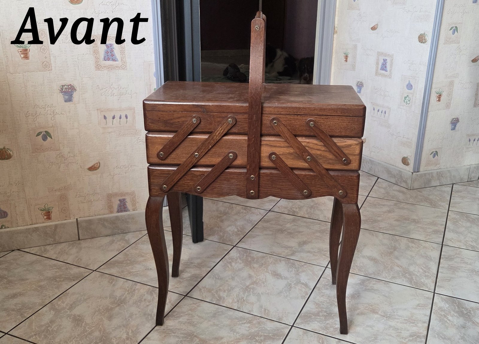 Travailleuse vintage années 50 modernisée – Image 2