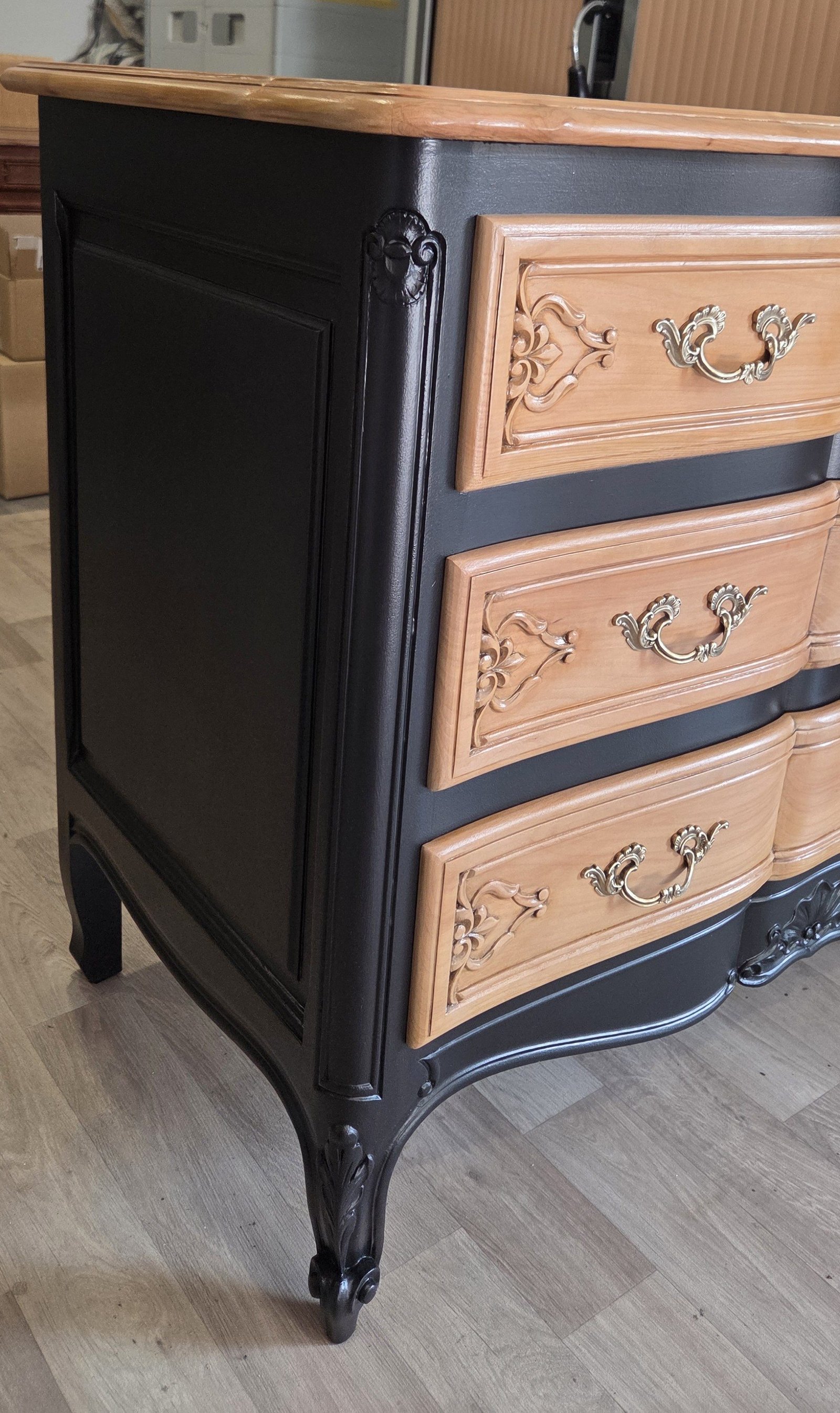 Commode Louis XV merisier, version chic & actuelle – Image 5